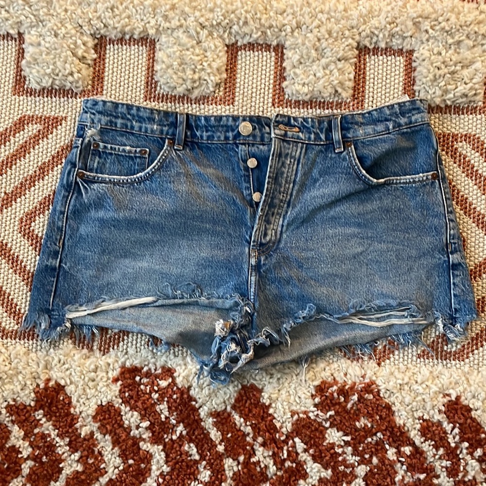 Zara Hi Rise Denim Short - Picture 4 of 6